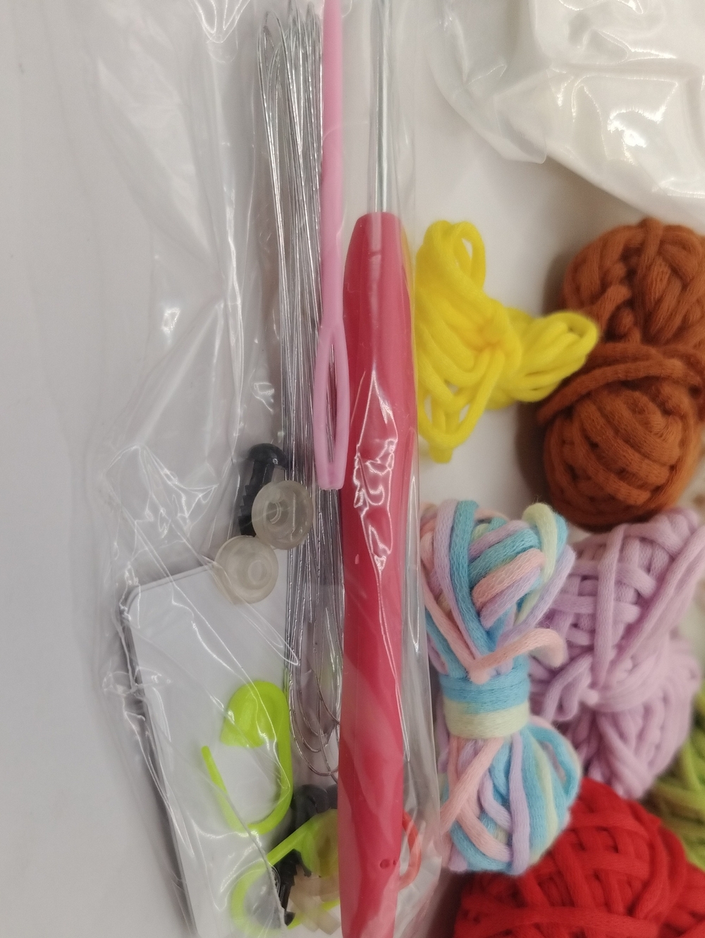 Emotional Support Amigurumi Strawberry Flowers Crochet Kit DIY 5-inch Mini Craft - Picture 8 of 12